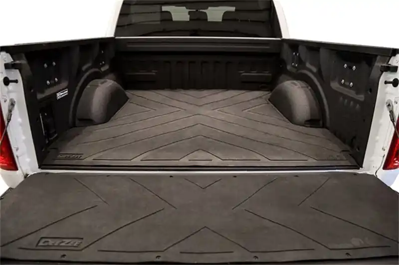 Deezee 07-18 Chevrolet Silverado Heavyweight Bed Mat - Custom Fit 6 1/2Ft Bed (X Pattern) Wholesale