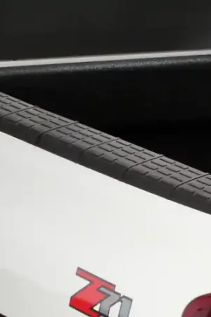 Brand New HL Quad Caps